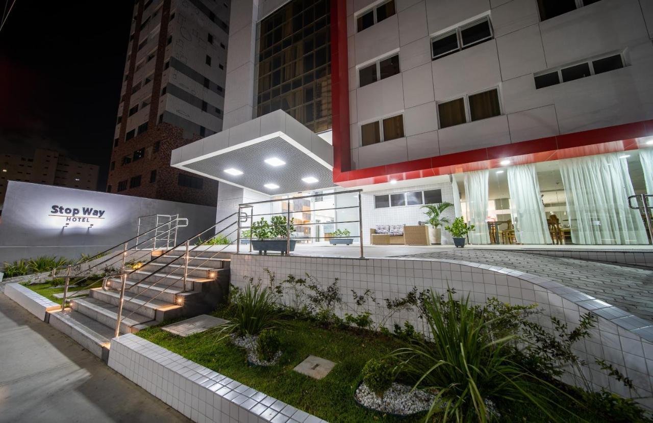 Stop Way Hotel
